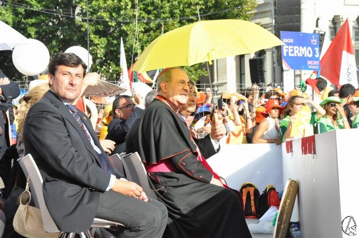 JMJ. Pasarela Cibeles. F. Santiago